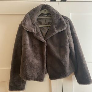 Faux fur cropped jacket size S. Gray/plum color